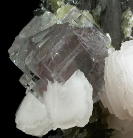 Ferberite with Fluorite, Quartz, Calcite, Muscovite from Yaogangxian Mine, Nanling Mountains, Hunan Province, China