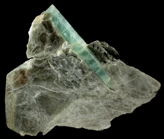 Beryl var. Aquamarine in Muscovite from Rattlesnake Mountain Quarry, 1.25 km northeast of East Stonham, knoll at 1000' southeast of Rattlesnake Mountain, Oxford County, Maine