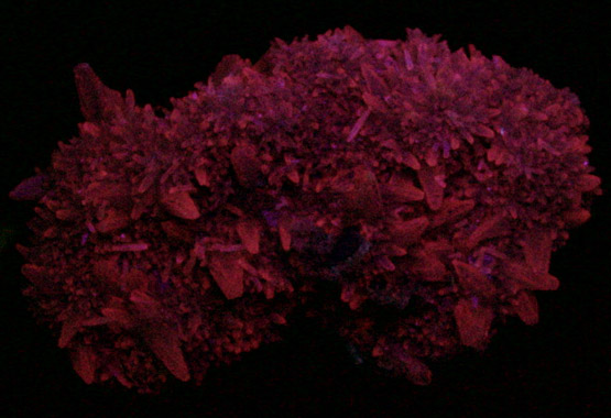 Calcite with Celadonite from Castelinho Mine, near Frederico Westphalen, Alto Uruguai, Rio Grande do Sul, Brazil