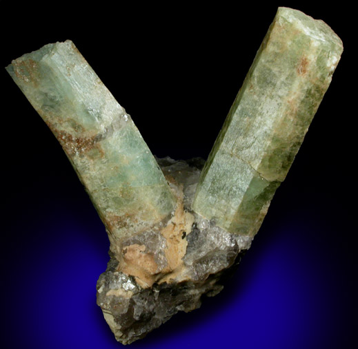 Beryl var. Aquamarine from Deshong's Quarry, Leiperville, Delaware County, Pennsylvania