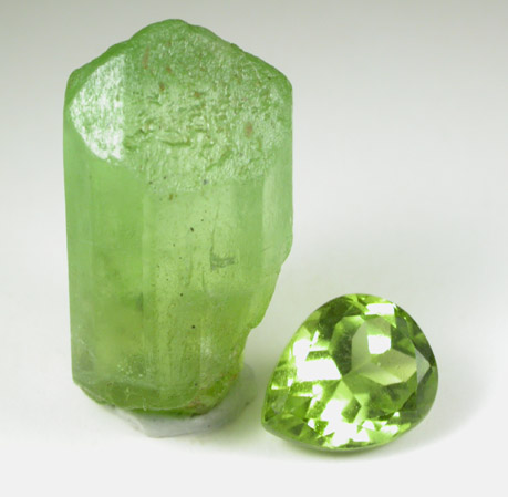 Forsterite var. Peridot (crystal and faceted gemstone) from Suppat, Naran-Kagan Valley, Kohistan District, Khyber Pakhtunkhwa (North-West Frontier Province), Pakistan