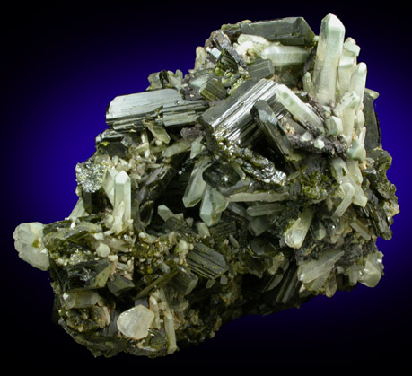 Epidote with Quartz Japan Law-twinned from Green Monster Mountain-Copper Mountain area, south of Sulzer, Prince of Wales Island, Alaska