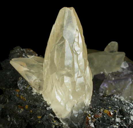 Calcite on Sphalerite from Denton Mine, Sub-Rosiclare Level, Harris Creek District, Hardin County, Illinois