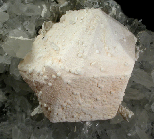 Dolomite over twinned Calcite crystals on Quartz from Raura District, Cajatambo Province, Peru