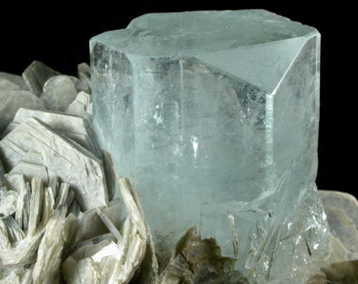 Beryl var. Aquamarine on Muscovite from Nagar, Hunza Valley, Gilgit District, Gilgit-Baltistan, Pakistan