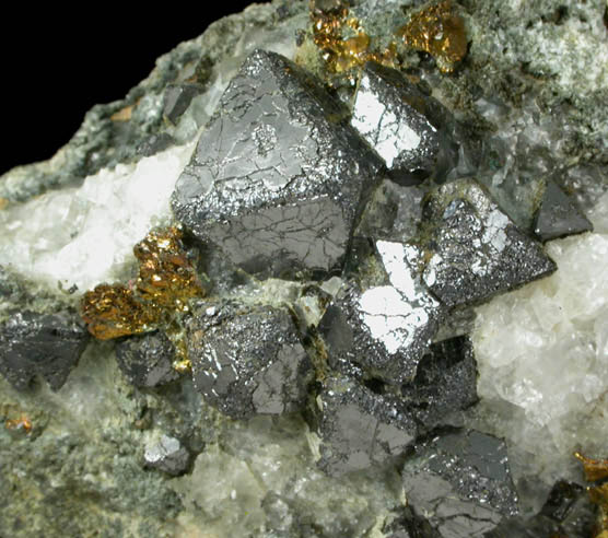 Magnetite and Chalcopyrite in Calcite from Laurel Hill (Snake Hill) Quarry, Secaucus, Hudson County, New Jersey