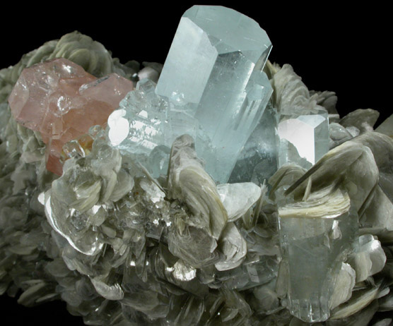 Beryl var. Aquamarine with Fluorapatite on Muscovite from Nagar, Hunza Valley, Gilgit District, Gilgit-Baltistan, Pakistan