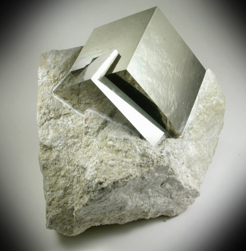 Pyrite in matrix from Victoria Mine, Navajún, La Rioja, Spain