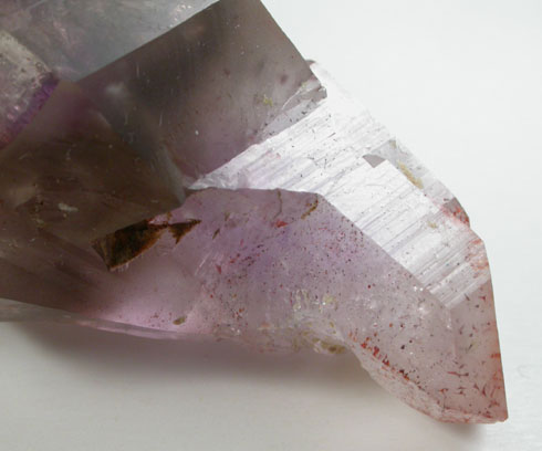 Quartz var. Amethyst Scepter formation with moveable bubble inclusion from Tafelkop, Goboboseb Mountains, 27 km west of Brandberg Mountain, Erongo region, Namibia