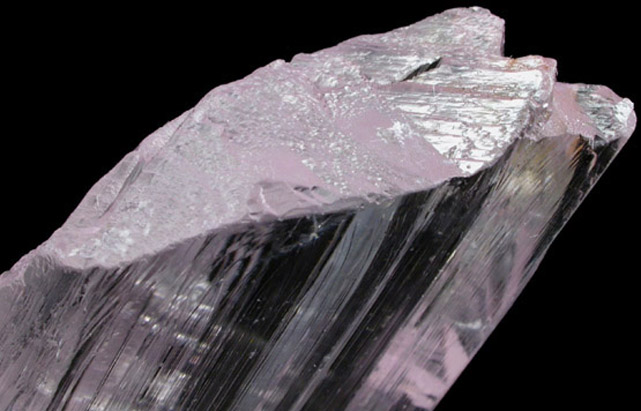 Spodumene var. Kunzite from Minas Gerais, Brazil