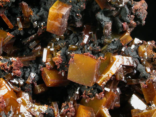 Wulfenite with Mimetite on Fe-Mn-Oxides from Sierra de Los Lamentos, Chihuahua, Mexico