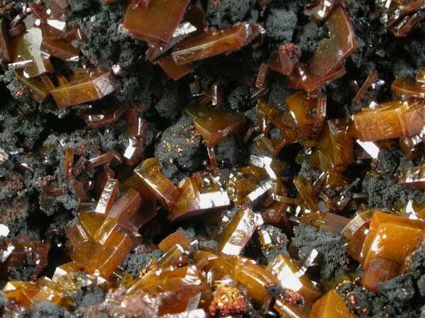 Wulfenite with Mimetite on Fe-Mn-Oxides from Sierra de Los Lamentos, Chihuahua, Mexico