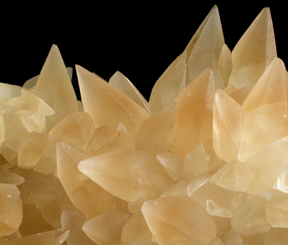 Calcite from Minerva #1 Mine, Rosiclare Level, Cave-in-Rock District, Hardin County, Illinois