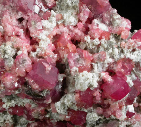 Grossular Garnet from Sierra de Cruces, east of Laguna de Jaco, near Hercules, Coahuila, Mexico