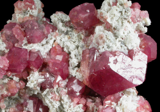 Grossular Garnet from Sierra de Cruces, east of Laguna de Jaco, near Hercules, Coahuila, Mexico