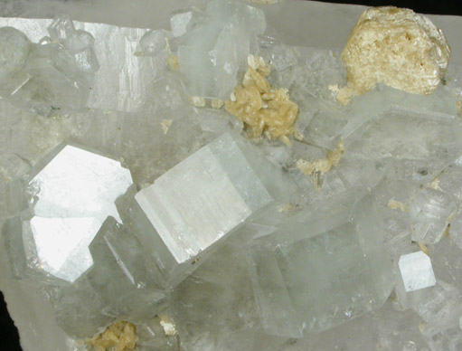 Fluorapatite with Siderite on Quartz from Panasqueira Mine, Barroca Grande, 21 km. west of Fundao, Castelo Branco, Portugal