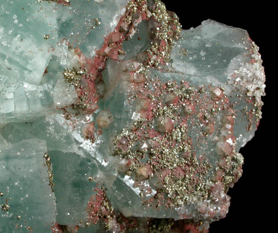 Fluorite, Pyrite, Quartz on Calcite from Pasto Bueno District, Pallasca Province, Ancash Department, Peru