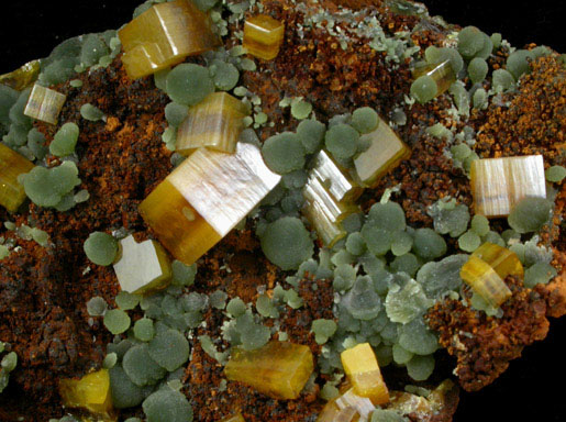 Wulfenite with Mimetite from Mina Ojuela, San Juan Poniente Vein, Level 6, Mapimi, Durango, Mexico