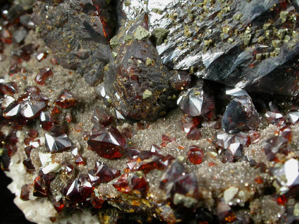 Sphalerite with Chalcopyrite on Dolomite from Tri-State Lead-Zinc Mining District, Treece, Cherokee County, Kansas