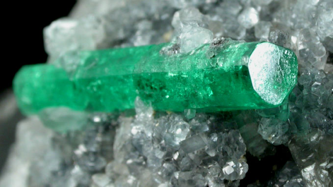 Beryl var. Emerald in Calcite from Consorcio Shaft, La Pita Complex, Vasquez-Yacop District, Boyac Department, Colombia