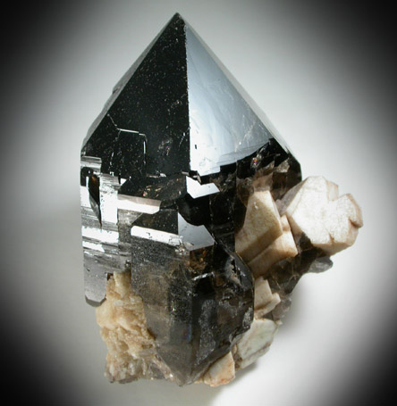 Quartz var. Smoky with Microcline and Hyalite Opal from Moose Pocket, Blue Mountain, Albany, Carroll County, New Hampshire