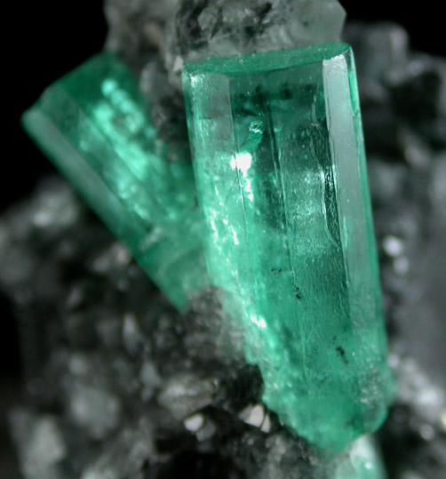 Beryl var. Emerald from Cunas Mine, Vasquez-Yacop District, Boyac Department, Colombia