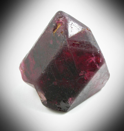 Spinel (twinned crystals) from Mogok District, 115 km NNE of Mandalay, Mandalay Division, Myanmar (Burma)