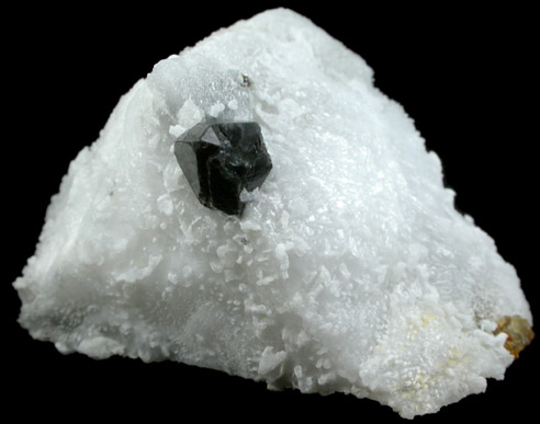 Spinel (twinned crystals) in Calcite from Lime Crest Quarry (Limecrest), Sussex Mills, 4.5 km northwest of Sparta, Sussex County, New Jersey