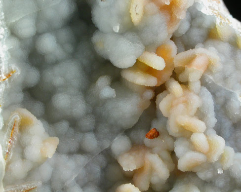 Wulfenite coated with drusy Quartz on Hemimorphite with Descloizite from Finch Mine (Barking Spider Mine), north of Hayden, Banner District, Gila County, Arizona