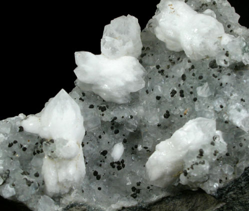 Quartz, Goethite, Calcite from O and G Industries Southbury Quarry, Southbury, New Haven County, Connecticut