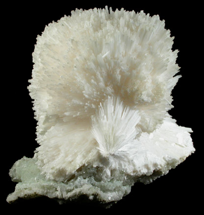 Natrolite on Prehnite from Upper New Street Quarry, Paterson, Passaic County, New Jersey