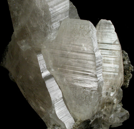 Quartz var. Tessin-habit with Magnesite from Becker Quarry, West Willington, Tolland County, Connecticut