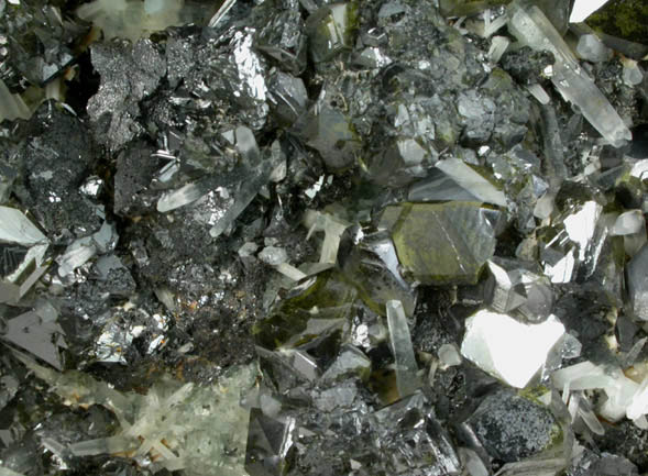 Sphalerite on Quartz from Deveti Septemvri Mine, Madan District, Rhodope Mountains, Bulgaria