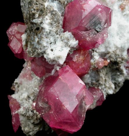 Grossular Garnet from Sierra de Cruces, east of Laguna de Jaco, near Hercules, Coahuila, Mexico