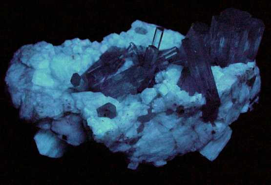 Beryl var. Aquamarine on Albite from Shigar Valley, Skardu District, Baltistan, Gilgit-Baltistan, Pakistan