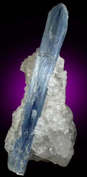 Kyanite in Quartz from Barra do Salinas, Coronel Murta, Minas Gerais, Brazil