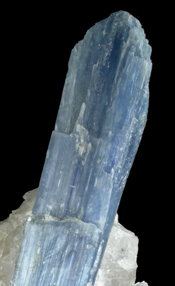 Kyanite in Quartz from Barra do Salinas, Coronel Murta, Minas Gerais, Brazil