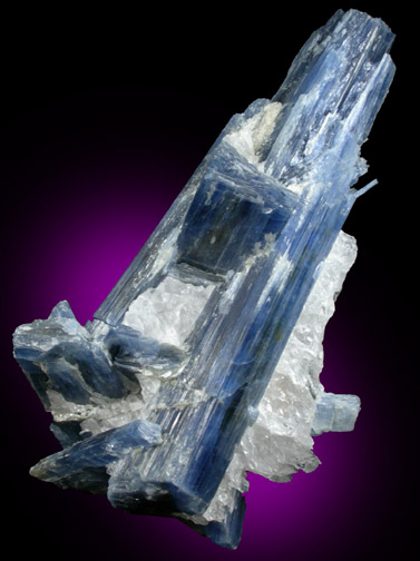 Kyanite in Quartz from Barra do Salinas, Coronel Murta, Minas Gerais, Brazil