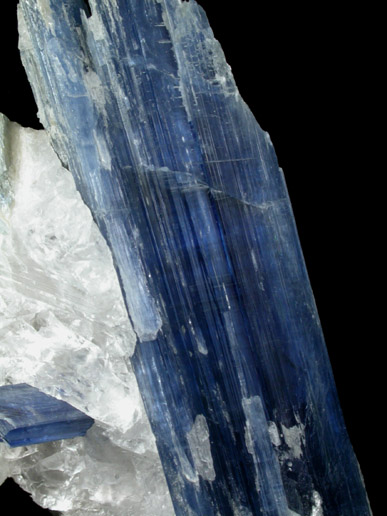 Kyanite in Quartz from Barra do Salinas, Coronel Murta, Minas Gerais, Brazil