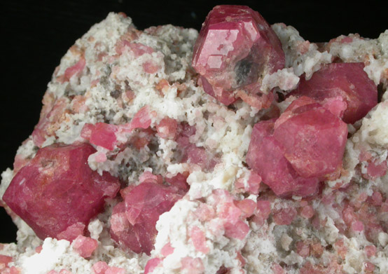 Grossular Garnet from Sierra de Cruces, east of Laguna de Jaco, near Hercules, Coahuila, Mexico