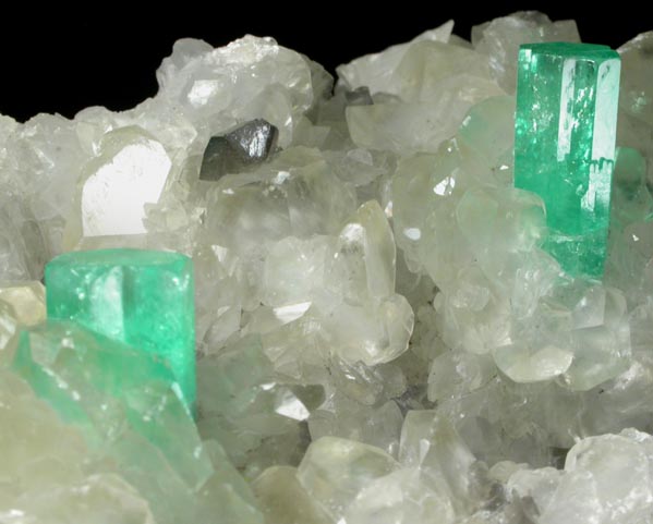 Beryl var. Emerald in Calcite from Coscuez Mine, Vasquez-Yacop District, Boyac Department, Colombia