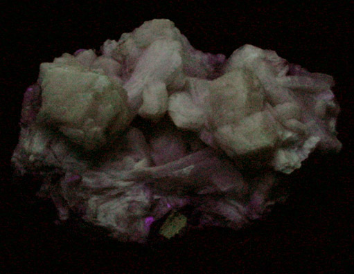 Stilbite-Ca from BerufjrOur, Suour-Mlasysla, Iceland