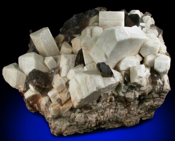 Microcline (Manebach-Law Twinned) with Smoky Quartz from Crystal Peak area, 6.5 km northeast of Lake George, Park-Teller Counties, Colorado