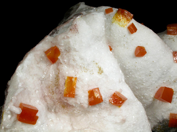 Wulfenite on Calcite from Sierra de Los Lamentos, Chihuahua, Mexico