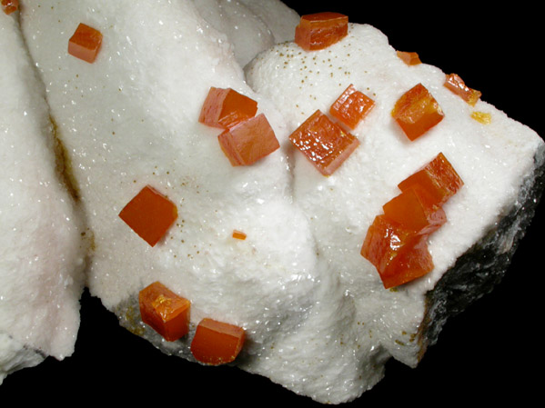 Wulfenite on Calcite from Sierra de Los Lamentos, Chihuahua, Mexico