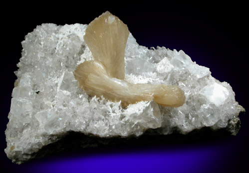 Stilbite-Ca, Laumontite, Calcite, Quartz from Prospect Park Quarry, Prospect Park, Passaic County, New Jersey