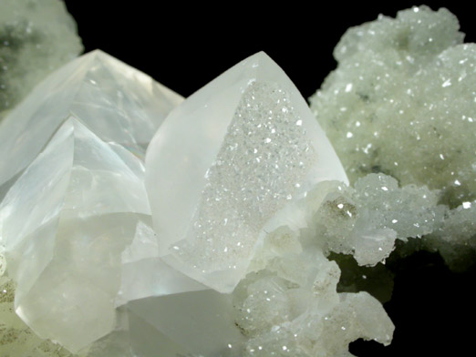 Apophyllite on Calcite and Prehnite from Millington Quarry, Bernards Township, Somerset County, New Jersey