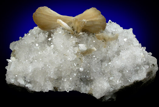 Stilbite-Ca, Calcite, Quartz from Prospect Park Quarry, Prospect Park, Passaic County, New Jersey