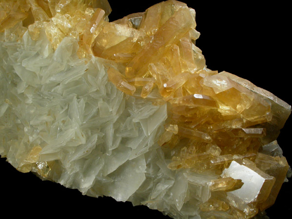 Barite on Calcite from Meikle Mine, Elko County, Nevada