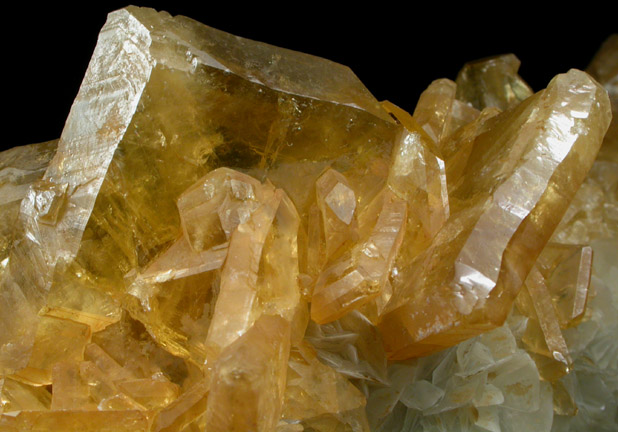 Barite on Calcite from Meikle Mine, Elko County, Nevada